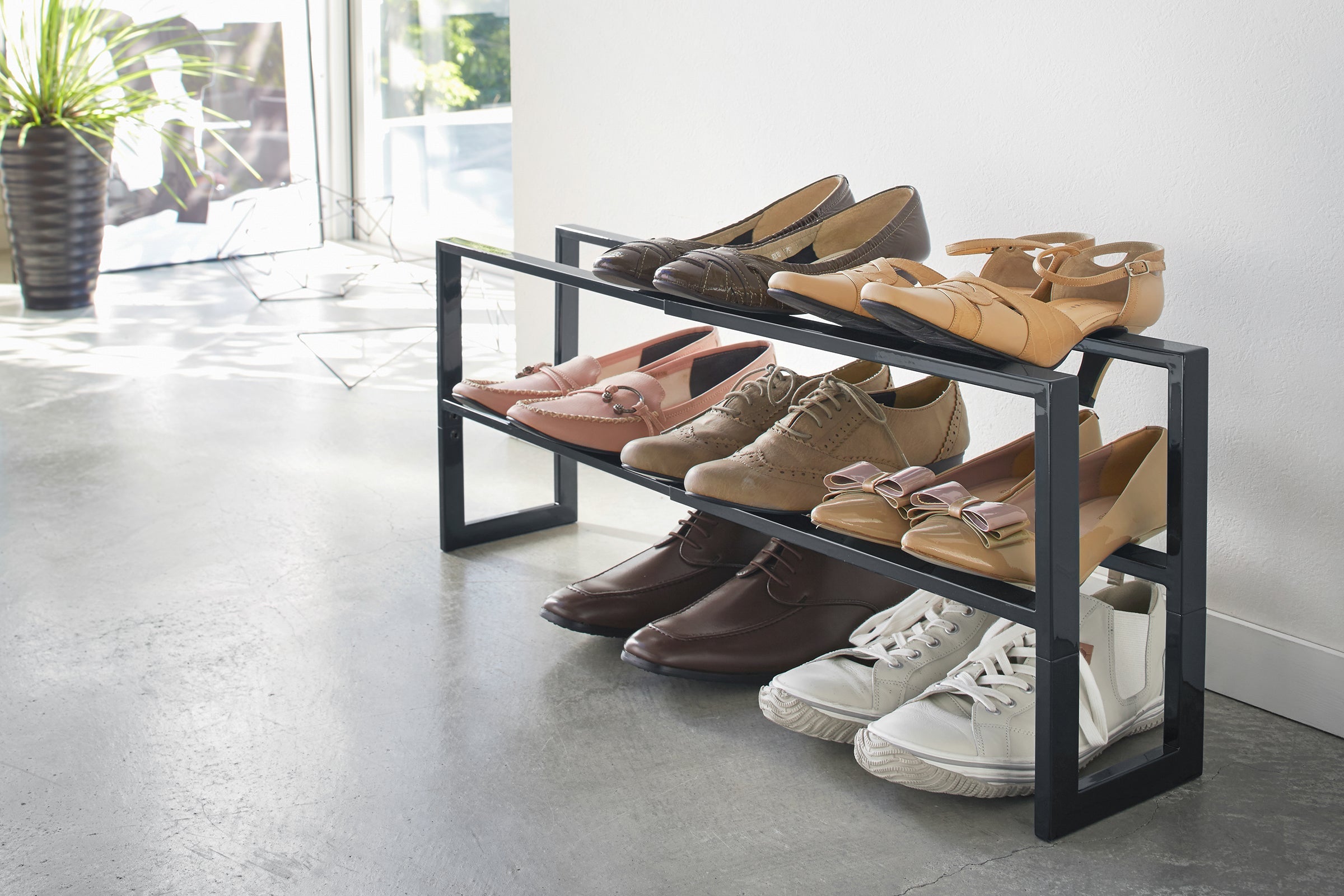 Brooklyn Rack Two-Tier Expandable Shoe Rack (12
